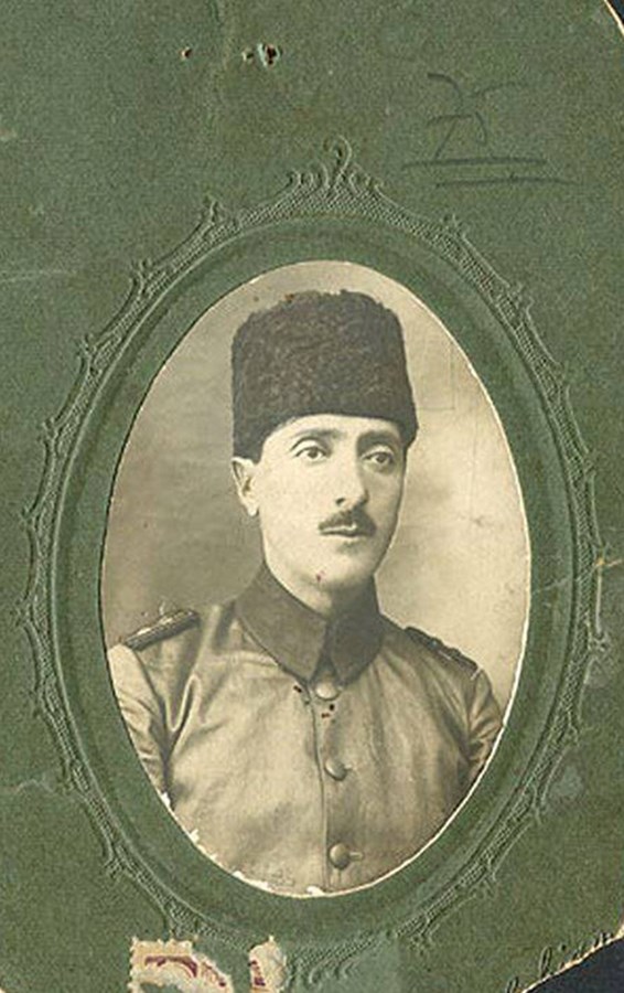 SOLAKIAN, GARABED Database of Armenian photomedia practioners